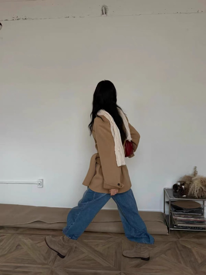 MONDAY TO SUNDAY韓國直郵女裝新款時尚短款大衣含圍巾MONDAY TO SUNDAY短款大衣