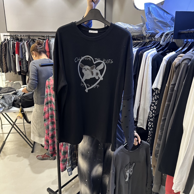 CREDITO東大門實拍女士新品真品人氣推薦熱賣時尚長袖T恤CREDITO長袖T恤圖色2