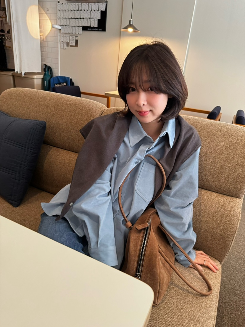 ERUME東大門實拍女士新款人氣時尚休閑推薦襯衫蕾絲衫燈芯絨ERUME襯衫/蕾絲衫