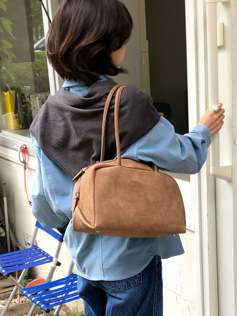 ERUME東大門實拍女士新款人氣時尚休閑推薦襯衫蕾絲衫燈芯絨ERUME襯衫/蕾絲衫