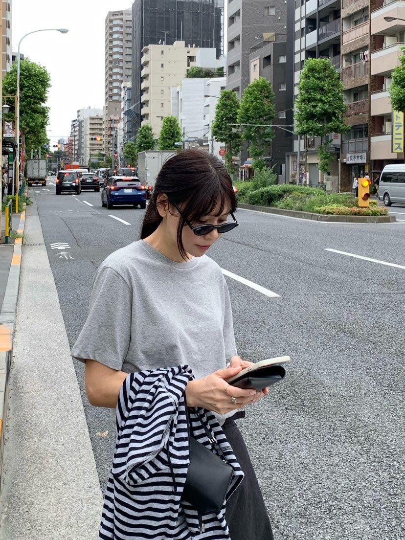 空韓國直郵女裝新品時尚真品休閑熱賣人氣推薦T恤空T恤