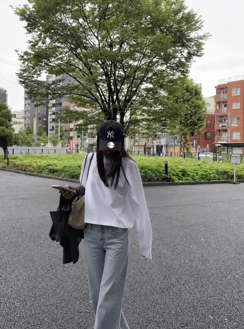 空東大門實拍女裝新品推薦時尚休閑人氣真品熱賣長袖T恤空長袖T恤