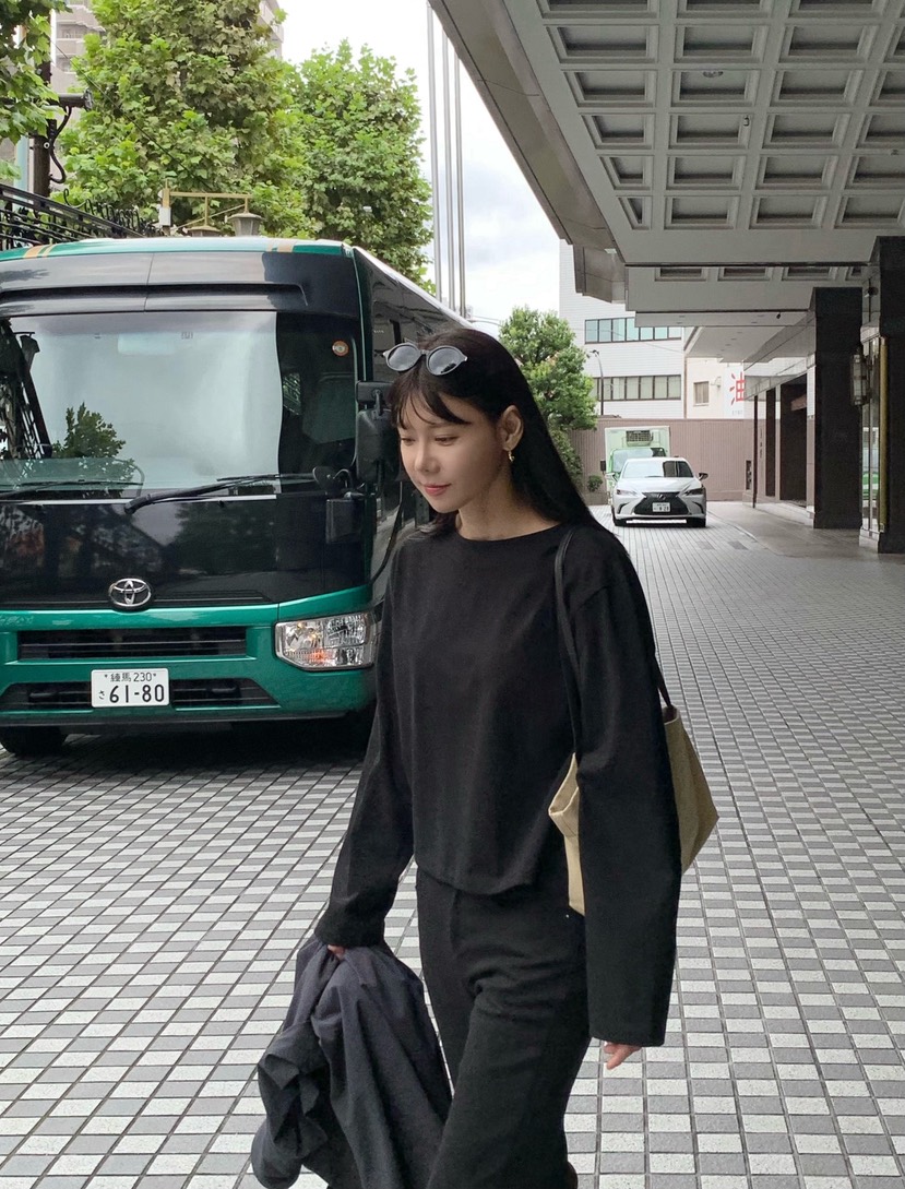 空東大門實拍女裝新品推薦時尚休閑人氣真品熱賣長袖T恤空長袖T恤