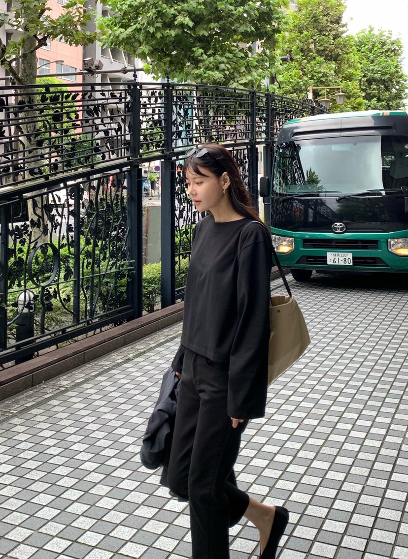 空東大門實拍女裝新品推薦時尚休閑人氣真品熱賣長袖T恤空長袖T恤