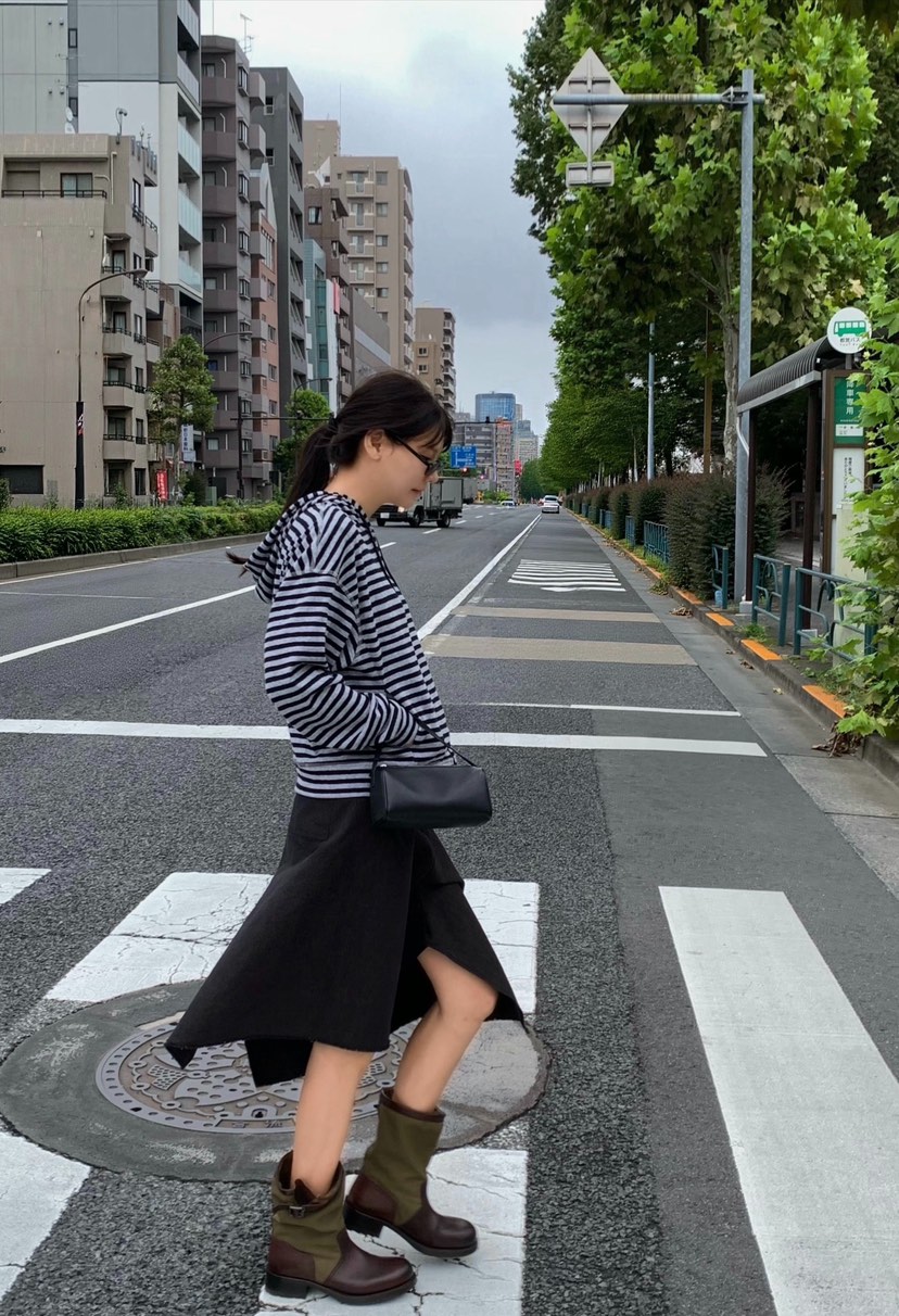 空韓國直郵女士新品熱賣休閑人氣時尚真品衛衣拉鏈連帽衫空衛衣