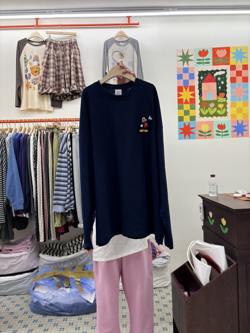 TOLL韓國代購女裝新品時尚真品推薦熱賣人氣長袖T恤米奇刺繡TOLL長袖T恤圖色2