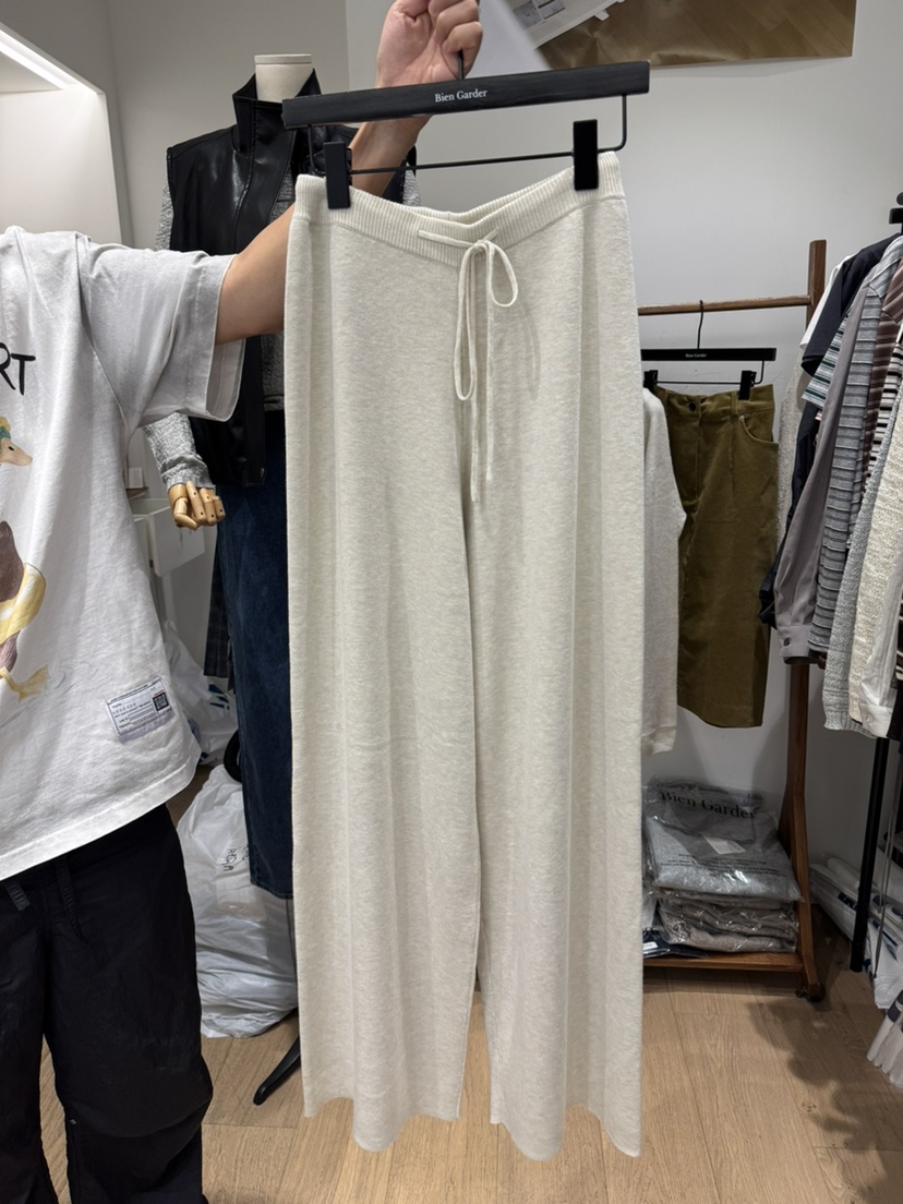 BIEN GARDER韓國代購女士新款熱賣時尚推薦真品人氣休閑褲BIEN GARDER休閑褲圖色1