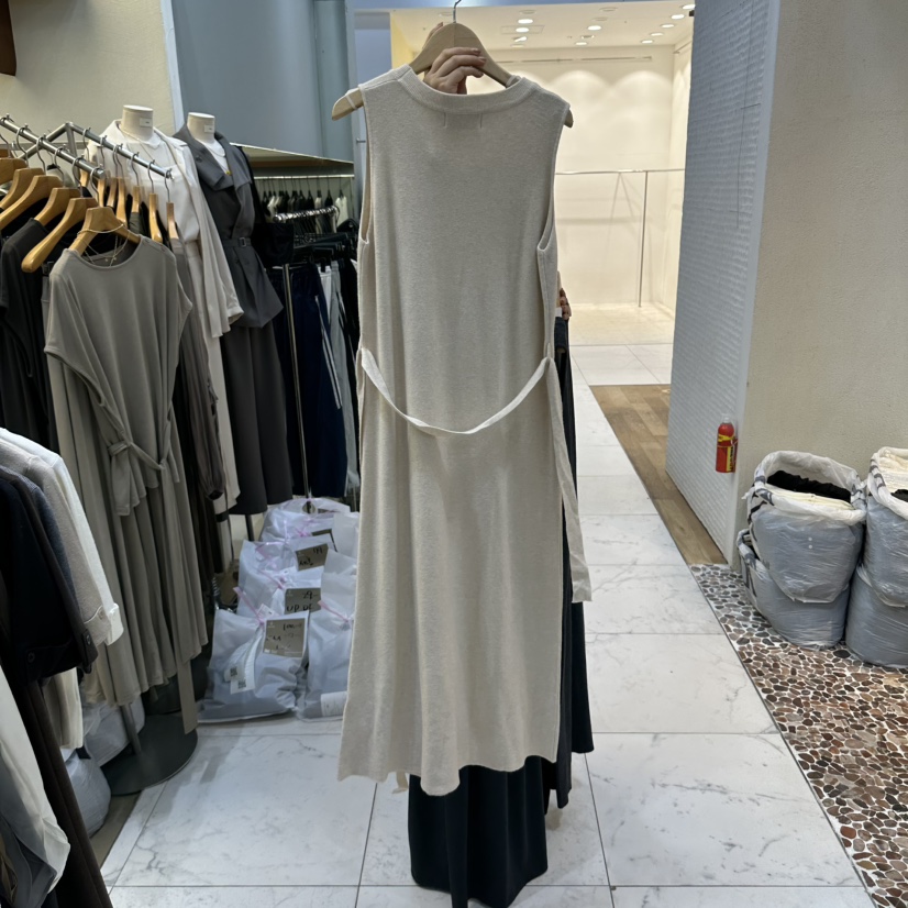 SANS韓國直郵女士新品推薦熱賣時尚真品休閑人氣連衣裙U領SANS連衣裙