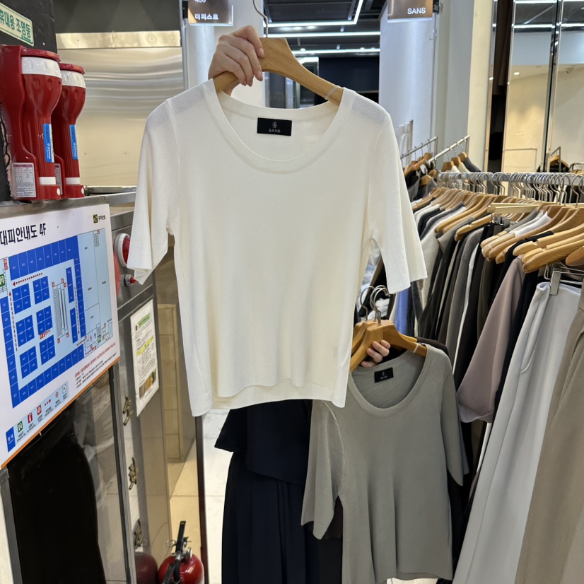 SANS韓國直郵女士新品人氣推薦時尚休閑真品職業熱賣T恤SANST恤圖色1