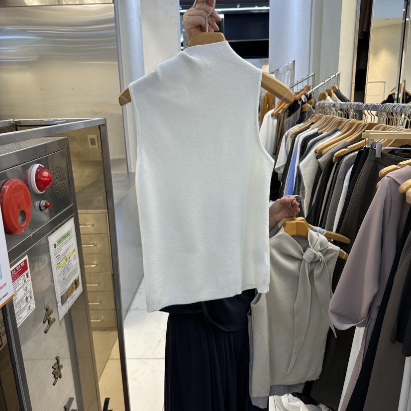 SANS韓國直郵女裝新款時尚真品推薦職業熱賣吊帶背心圍巾SANS吊帶/背心