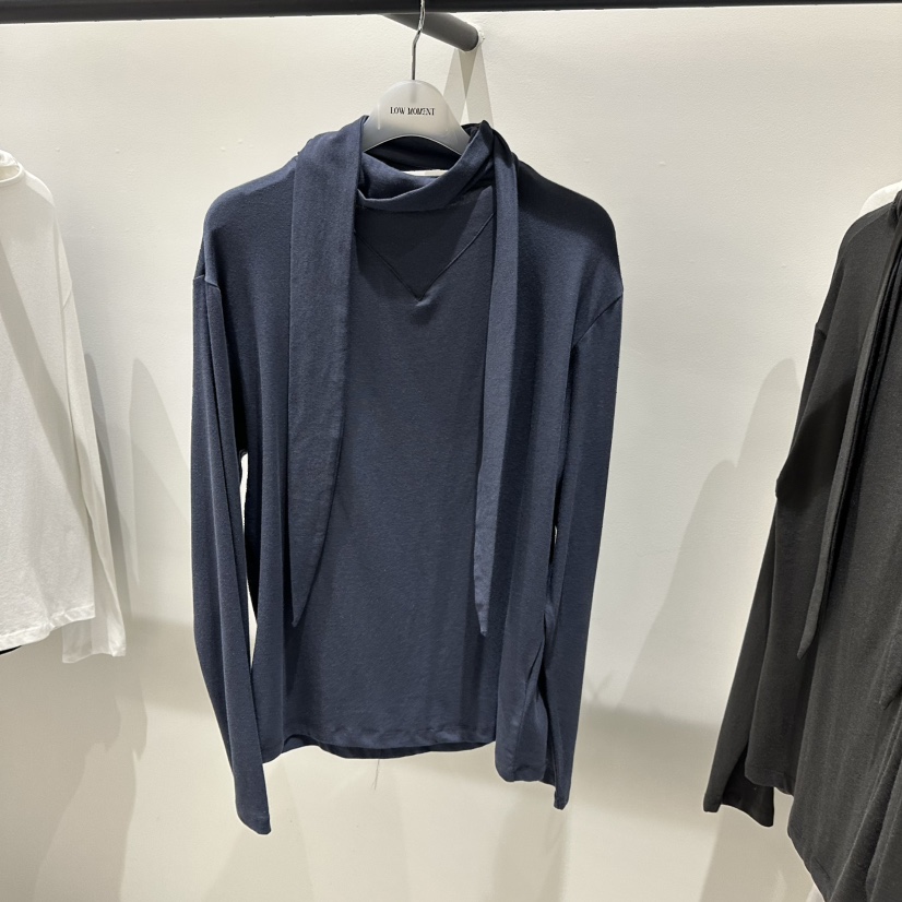 LOW MOMENT韓國直郵女士新品休閑時尚人氣推薦真品長袖T恤LOW MOMENT長袖T恤圖色2