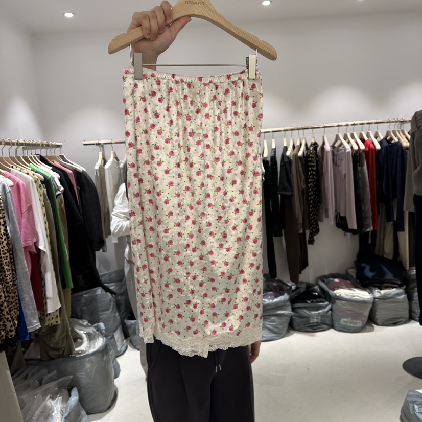 CONNAUGHT/DAILYJUD韓國直郵女士新品時尚長裙天鵝絨印花CONNAUGHT/DAILYJUD長裙圖色1