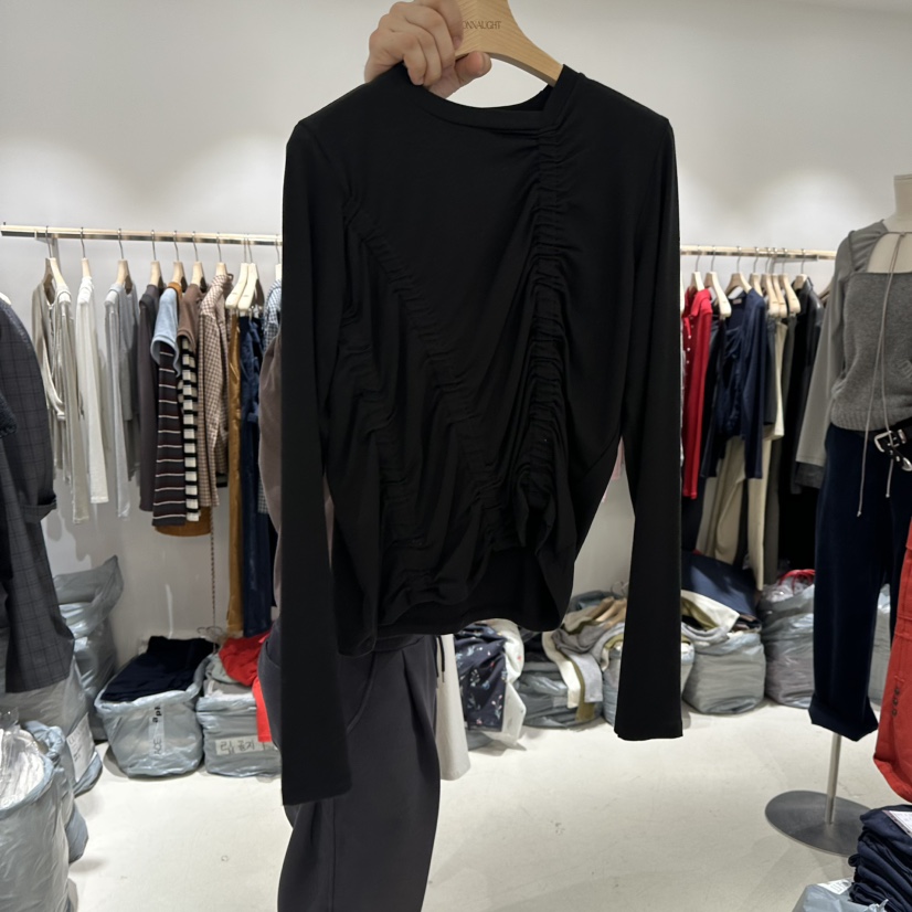 CONNAUGHT/DAILYJUD東大門直郵女士新品時尚真品長袖T恤CONNAUGHT/DAILYJUD長袖T恤圖色2