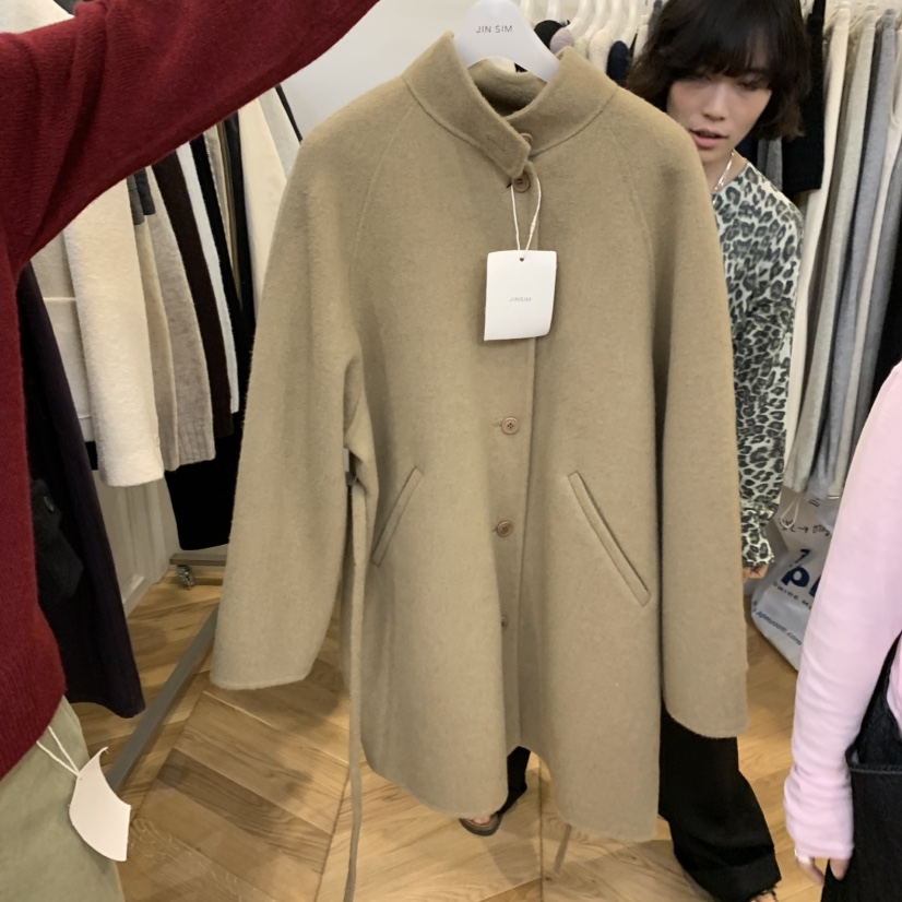JINSIM東大門代購女裝新款時尚休閑人氣中長款大衣含腰繩JINSIM中長款大衣圖色1