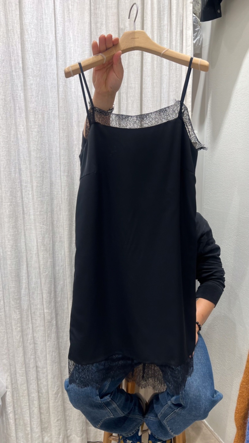 AHOY韓國代購女裝新品人氣熱賣休閑真品推薦連衣裙吊帶裙AHOY連衣裙圖色2黑色