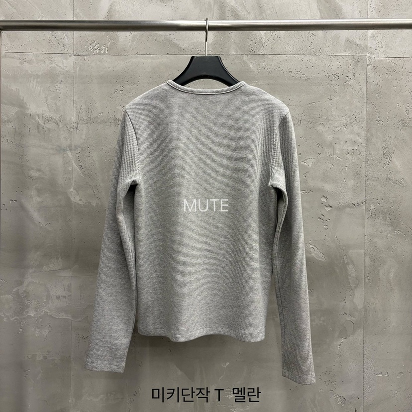 MUTE-P東大門實拍女士新款熱賣休閑推薦時尚長袖T恤米奇MUTE長袖T恤