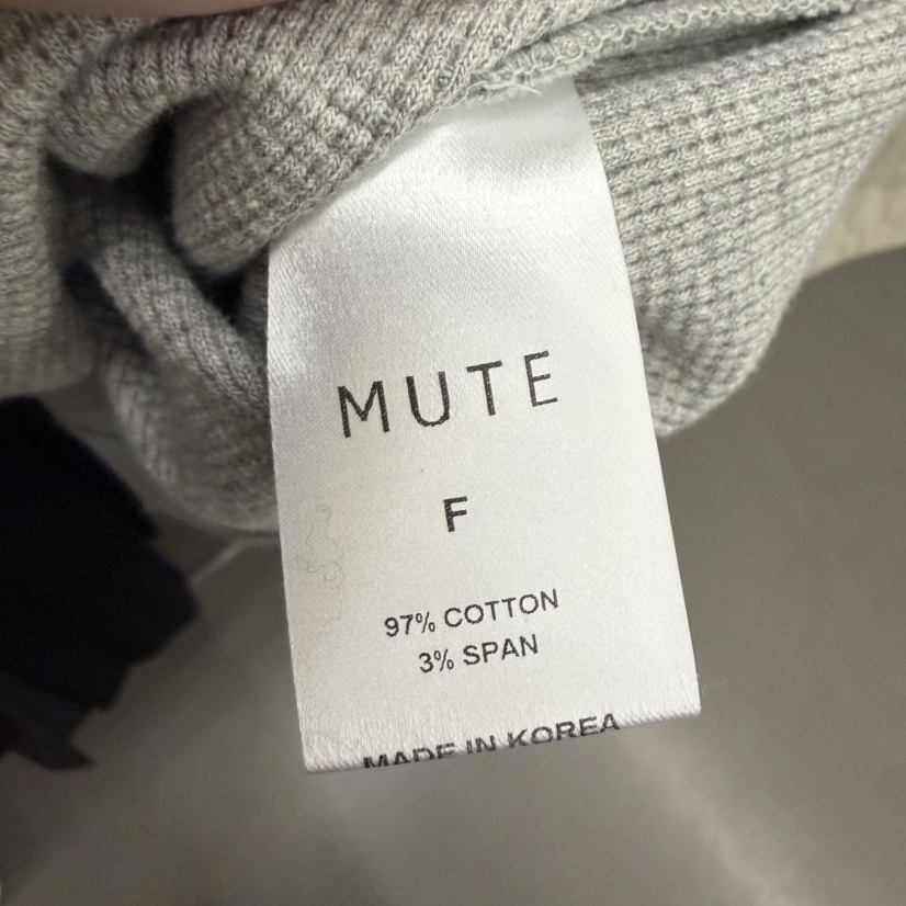 MUTE-P東大門實拍女士新款熱賣休閑推薦時尚長袖T恤米奇MUTE長袖T恤