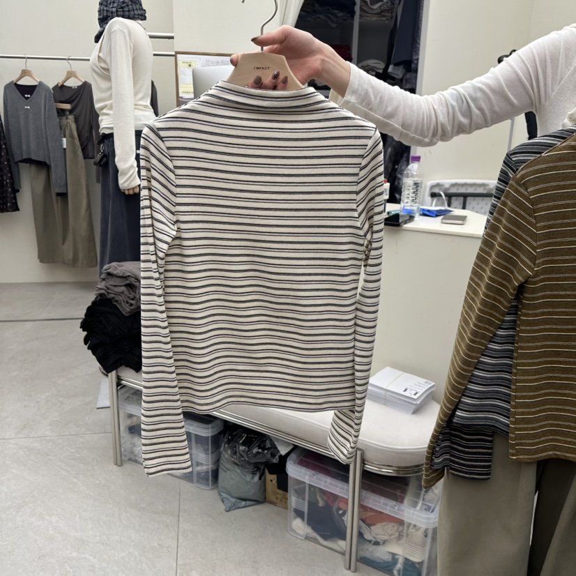 I MFACT東大門實拍女士新品真品推薦熱賣時尚人氣長袖T恤I MFACT長袖T恤圖色1
