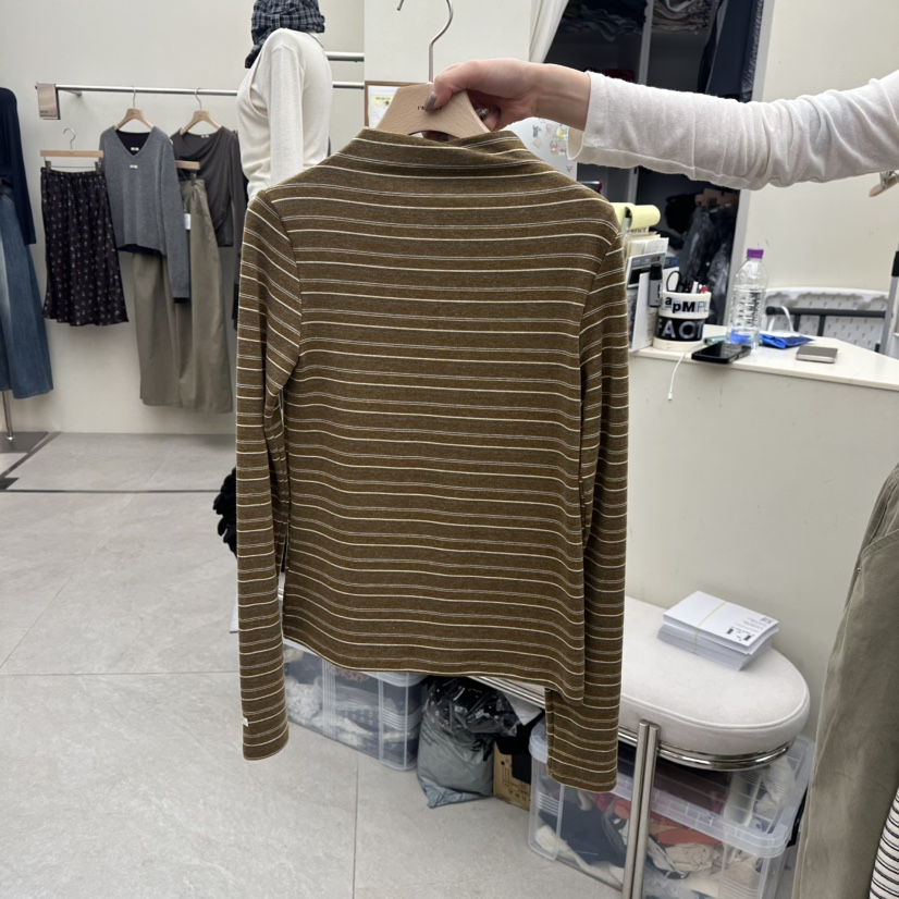 I MFACT東大門實拍女士新品真品推薦熱賣時尚人氣長袖T恤I MFACT長袖T恤圖色4