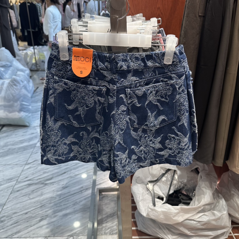ILLO/MOCI東大門代購女裝新品熱賣休閑時尚人氣裙褲提花ILLO/MOCI裙褲