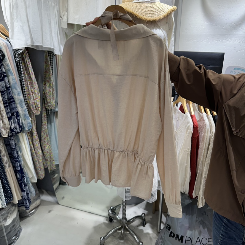 BIKINI韓國直郵女裝新品休閑時尚推薦襯衫蕾絲衫不含飾品BIKINI襯衫/蕾絲衫