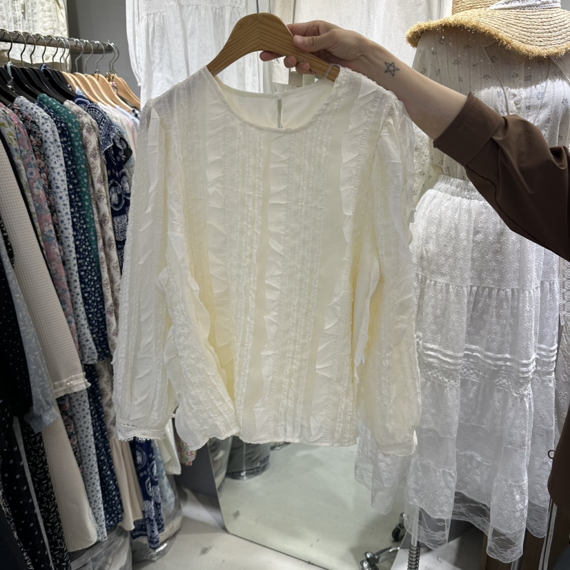 BIKINI東大門直郵女裝新款時尚休閑襯衫蕾絲衫不含飾品褶邊BIKINI襯衫/蕾絲衫圖色2奶油色