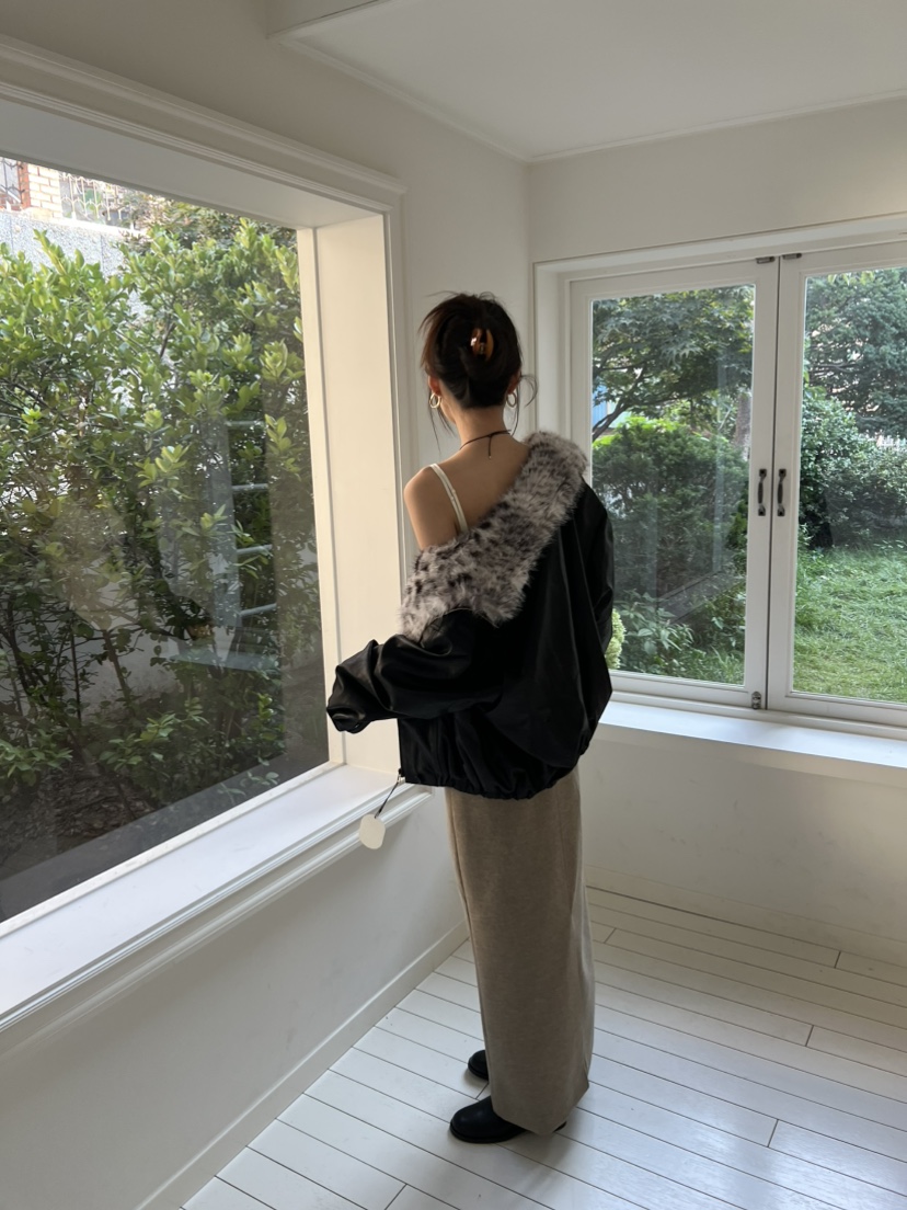 ME MO東大門實拍女裝新款時尚推薦真品休閑人氣皮衣豹紋ME MO皮衣