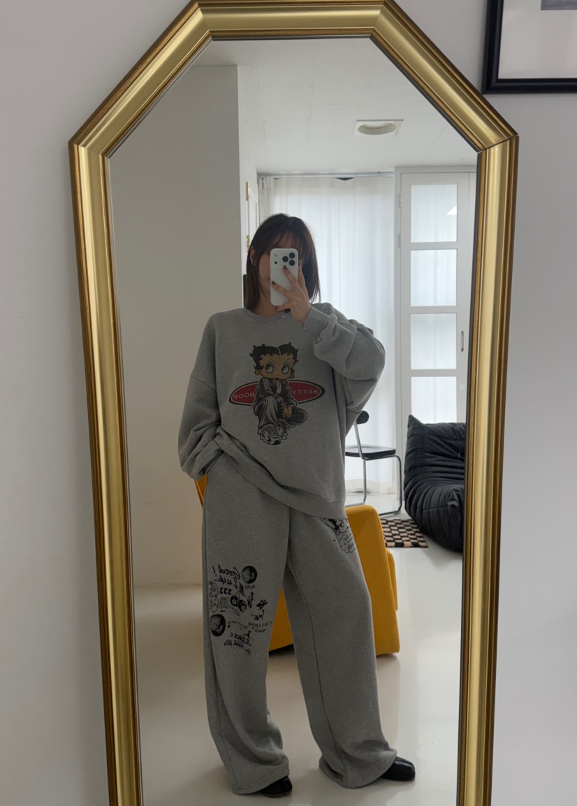 ODD FOCOUS東大門實拍女士新款時尚熱賣真品人氣推薦衛衣ODD FOCOUS衛衣