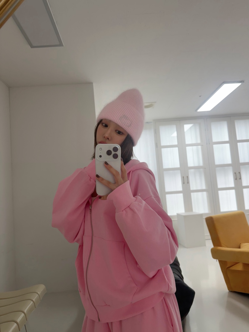 ODD FOCOUS韓國直郵女士新品推薦熱賣休閑衛衣拉鏈連帽衫ODD FOCOUS衛衣