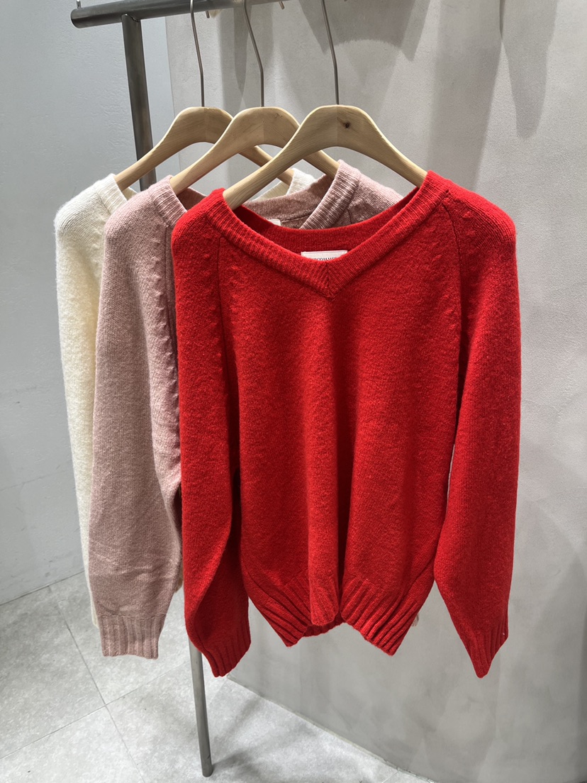 EVERCOMMERCE METICULOUSLY DESIGNED東大門實拍女士新品時尚針織衫EVERCOMMERCE METICULOUSLY DESIGNED針織衫
