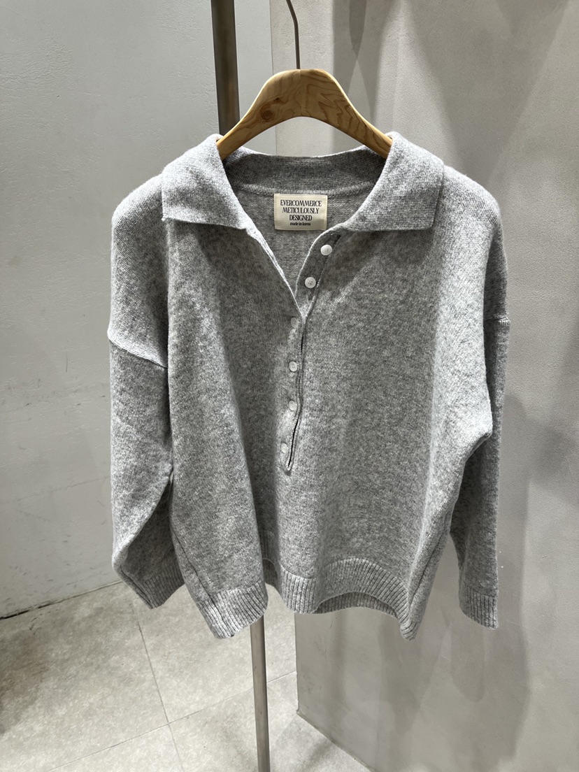 EVERCOMMERCE METICULOUSLY DESIGNED韓國代購女士新品時尚針織衫EVERCOMMERCE METICULOUSLY DESIGNED針織衫圖色1