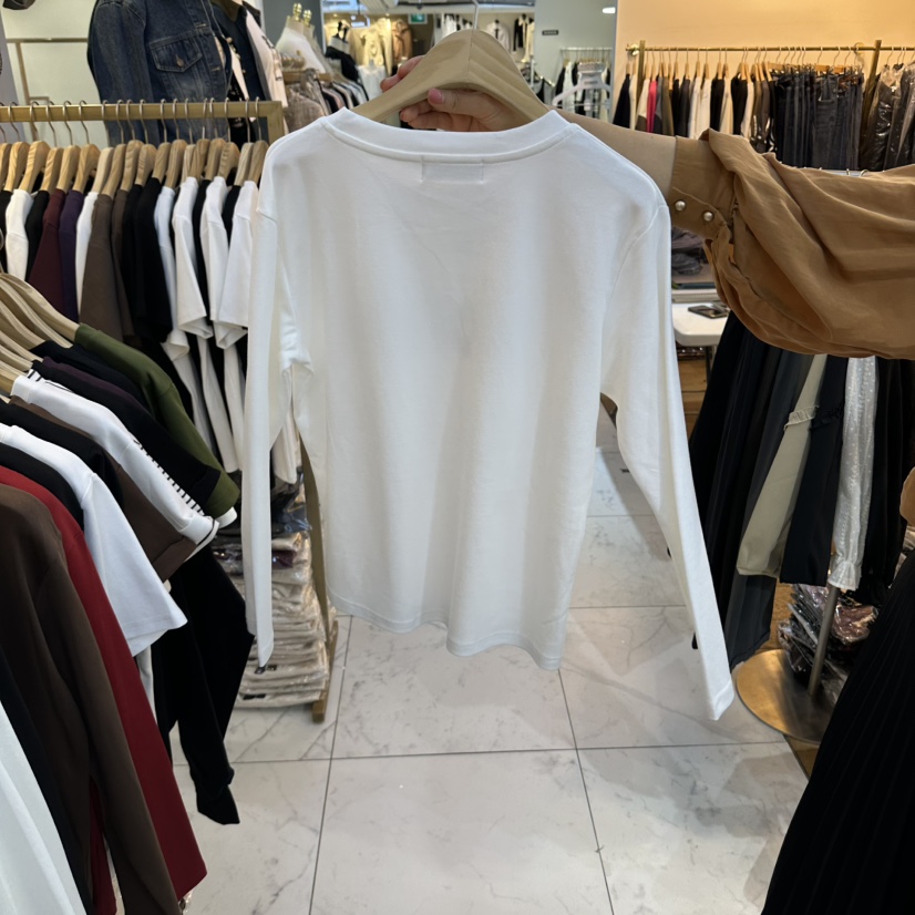COCO HOLIC東大門直郵女裝新品休閑真品時尚推薦長袖T恤COCO HOLIC長袖T恤