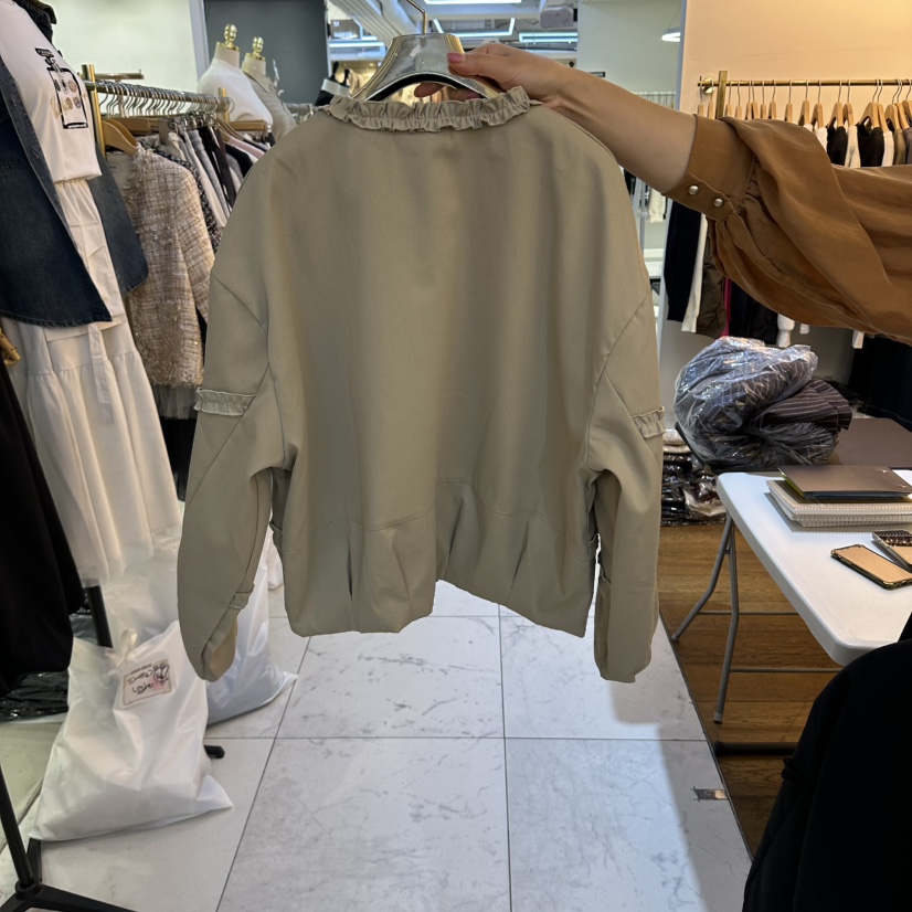 COCO HOLIC東大門代購女士新品熱賣休閑時尚推薦夾克泡泡袖COCO HOLIC夾克