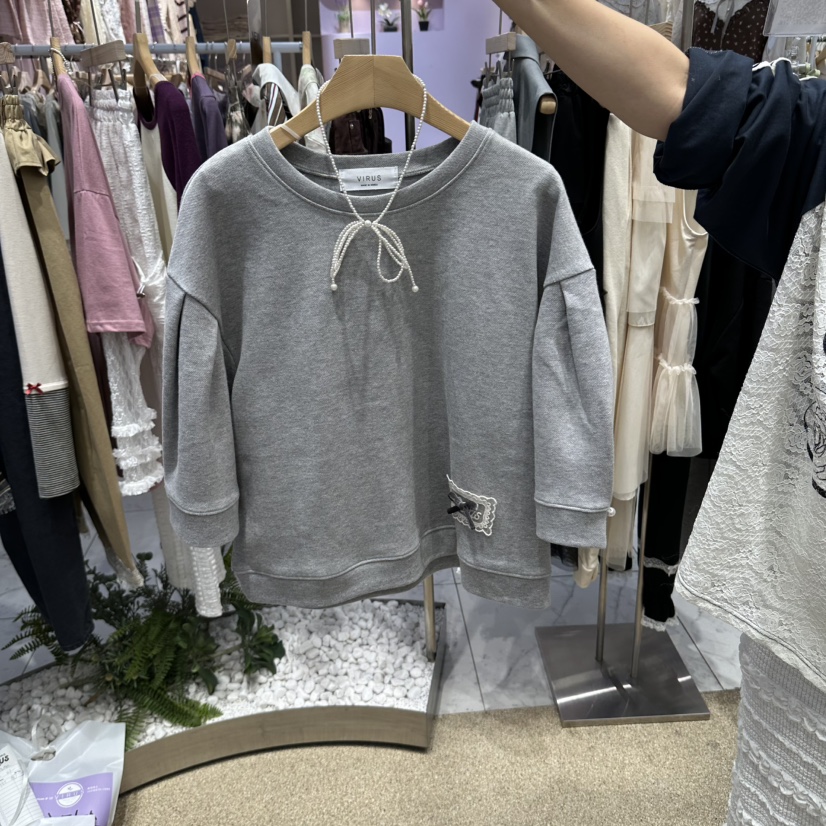 VIRUS東大門實拍女裝新品人氣休閑時尚真品衛衣不含項鏈蓬松VIRUS衛衣圖色2