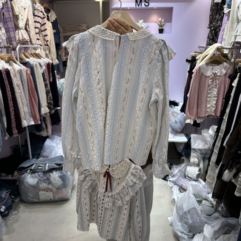 MS東大門直郵女士新品休閑人氣時尚熱賣真品襯衫蕾絲衫條紋MS襯衫/蕾絲衫
