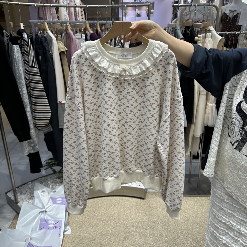 VIRUS東大門實拍女裝新款推薦時尚真品休閑熱賣長袖T恤小花VIRUS長袖T恤圖色1