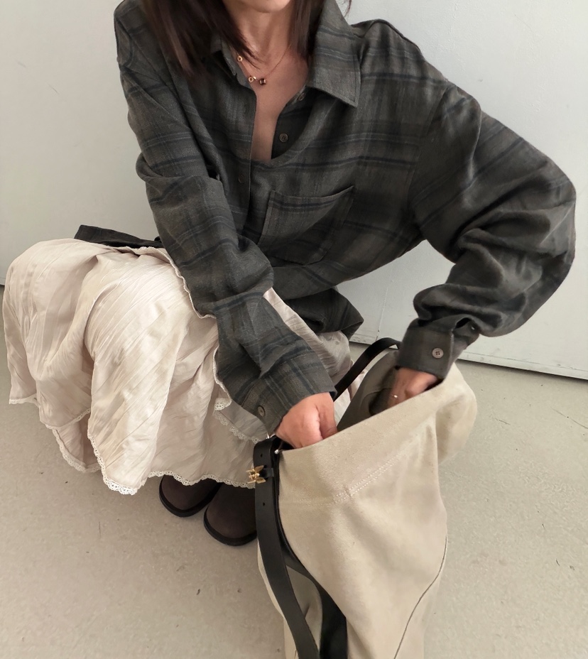 OLI EDIT東大門直郵女士新品真品推薦職業時尚半身裙中短裙OLI EDIT半身裙/中短裙