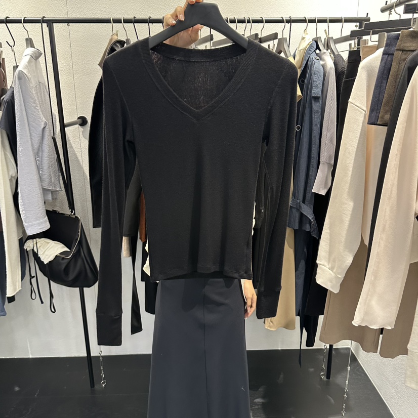 FLAMME TOIT/LUNAMDE東大門代購女裝新款人氣休閑長袖T恤FLAMME TOIT/LUNAMDE長袖T恤圖色2