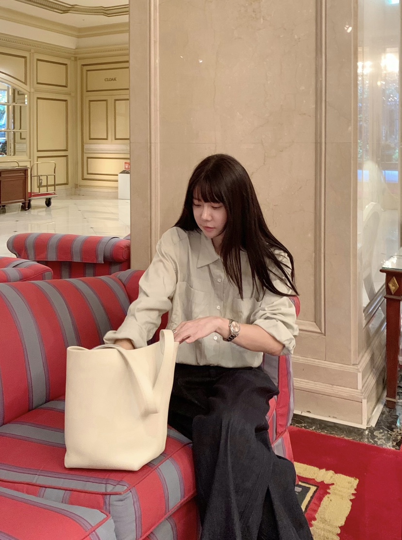 空東大門實拍女裝新款時尚休閑真品熱賣人氣襯衫蕾絲衫口袋COURGETTE襯衫/蕾絲衫