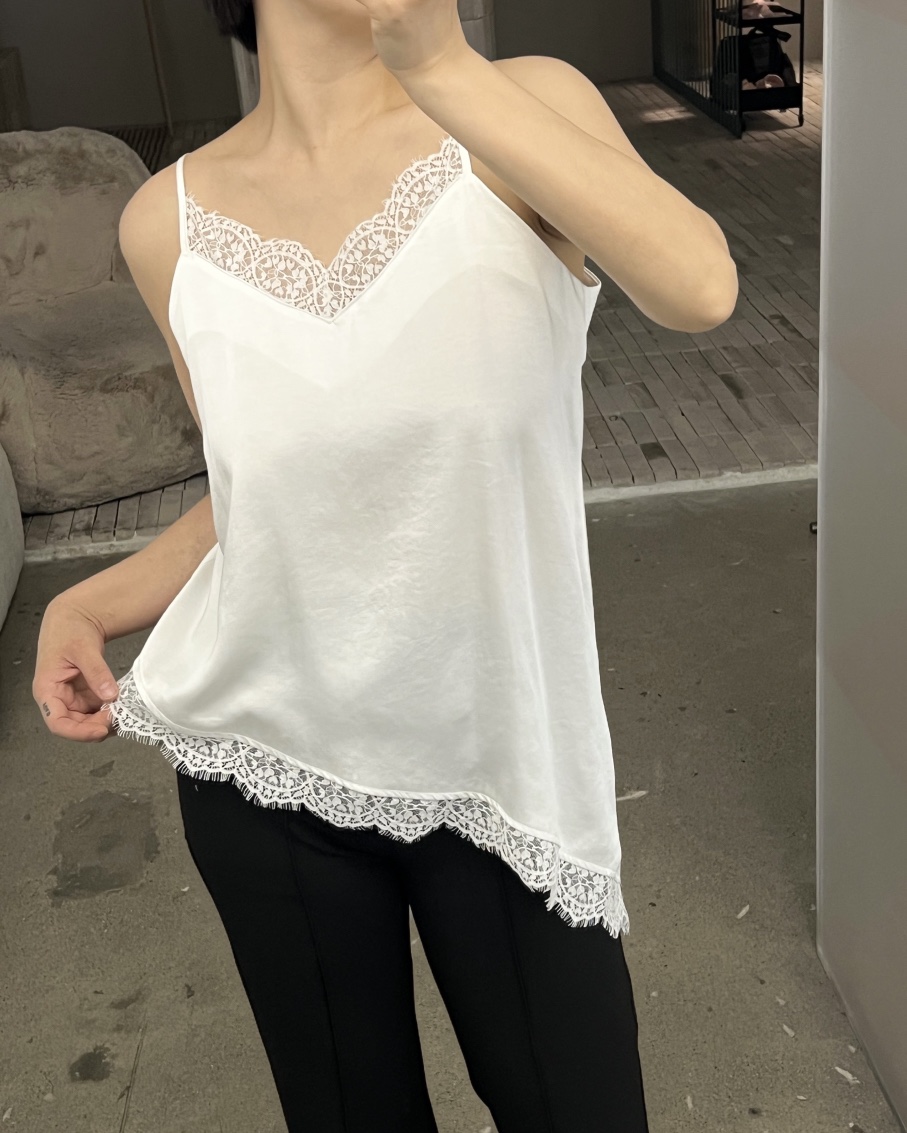 VERNI韓國直郵女裝新款真品時尚人氣熱賣吊帶背心蕾絲無袖VERNI吊帶/背心