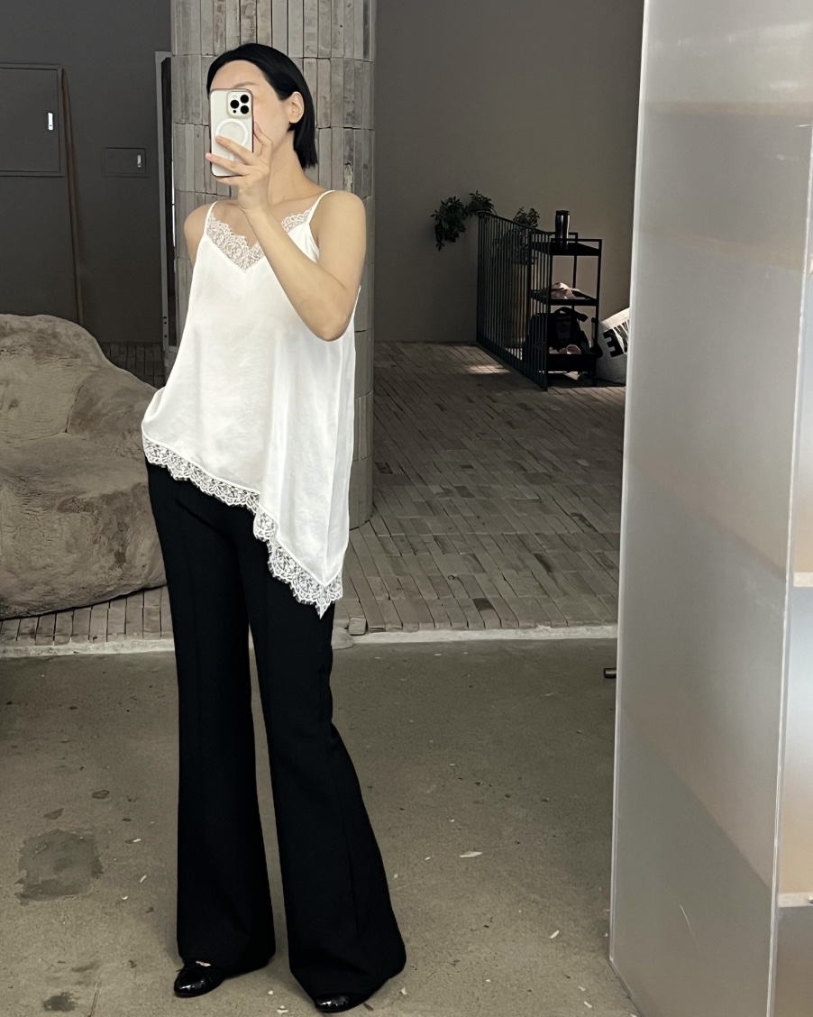 VERNI韓國直郵女裝新款真品時尚人氣熱賣吊帶背心蕾絲無袖VERNI吊帶/背心