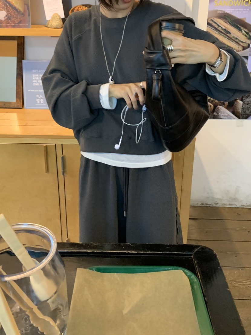 LOFN韓國代購女裝新款人氣熱賣推薦真品休閑時尚衛衣LOFN衛衣