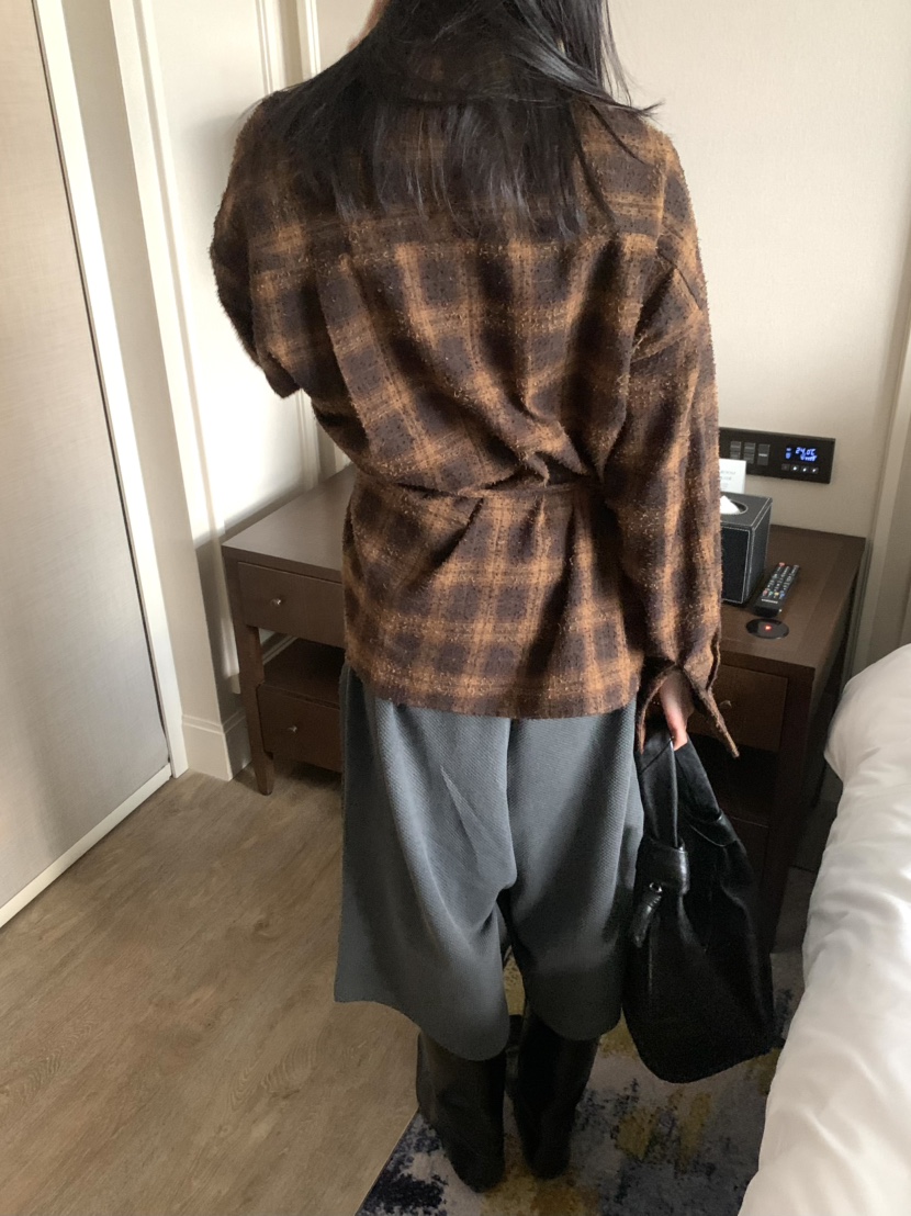 LOFN韓國直郵女裝新品推薦時尚休閑真品人氣熱賣襯衫蕾絲衫LOFN襯衫/蕾絲衫