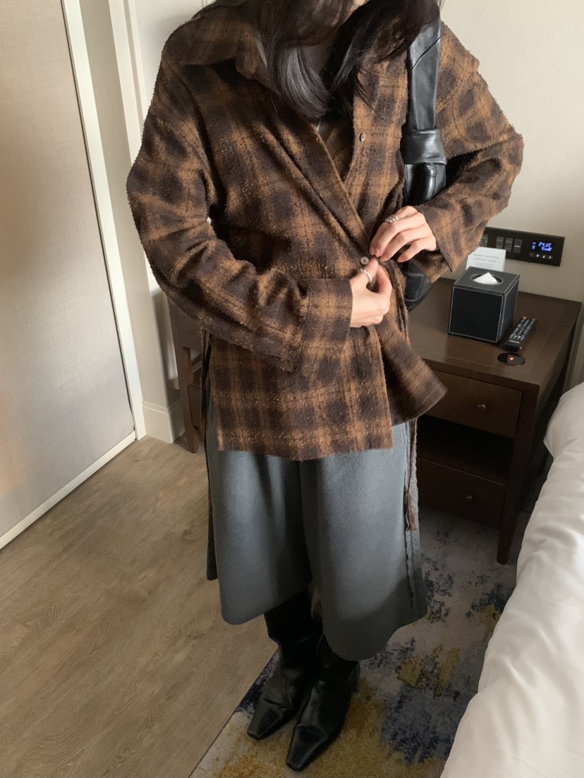 LOFN韓國直郵女裝新品推薦時尚休閑真品人氣熱賣襯衫蕾絲衫LOFN襯衫/蕾絲衫