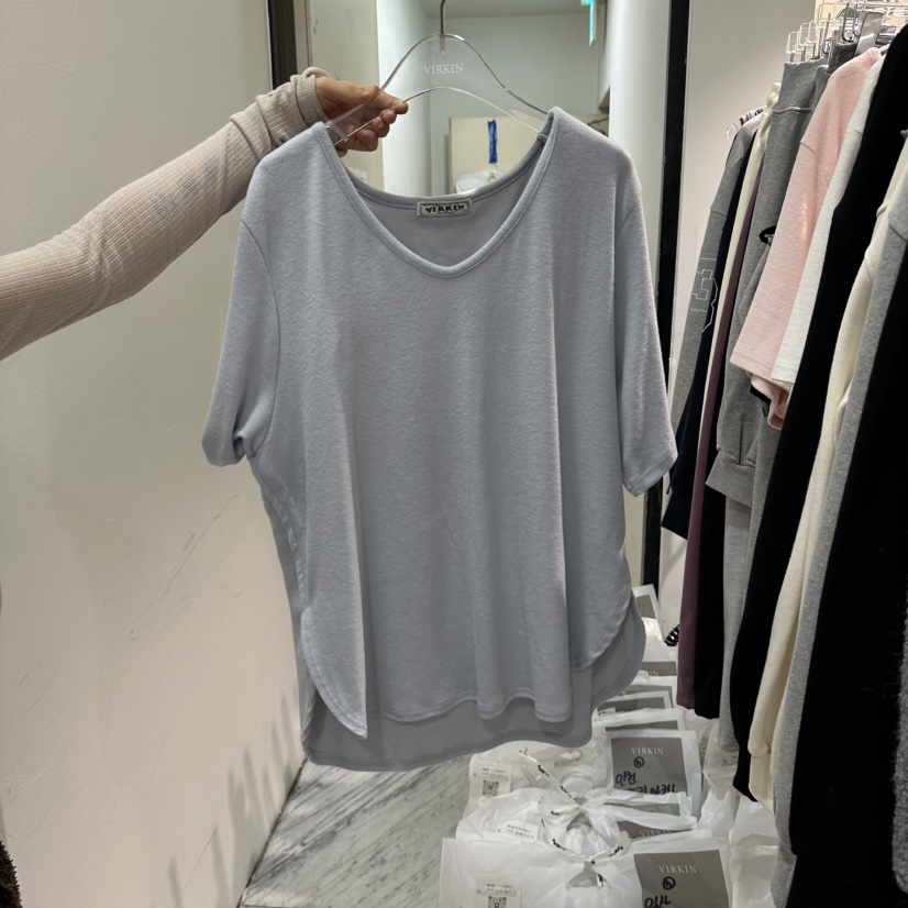 VIRKIN東大門代購女裝新款真品時尚休閑推薦熱賣人氣T恤U領VIRKINT恤圖色2