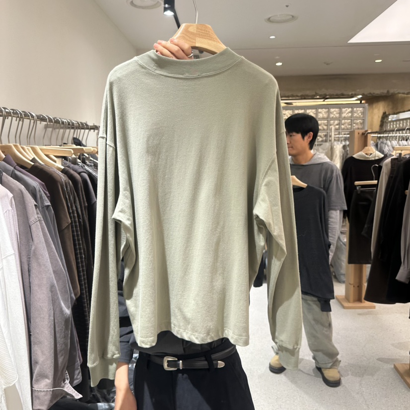 UTRE東大門實拍女裝新款推薦人氣真品時尚休閑長袖T恤高領UTRE長袖T恤