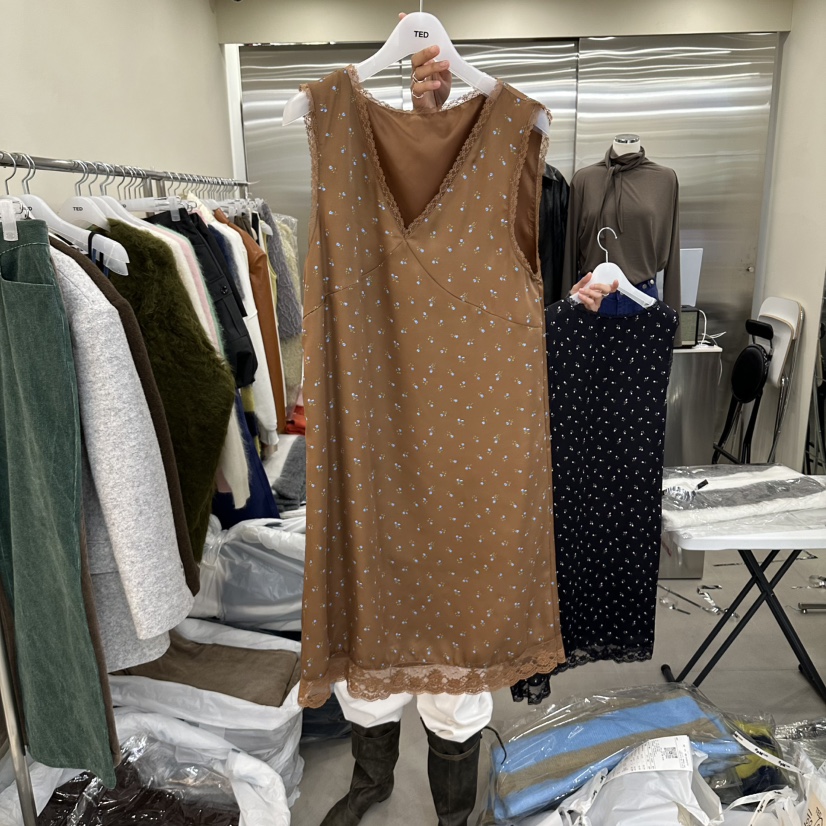 TED韓國代購女士新品休閑推薦真品熱賣人氣時尚連衣裙V領TED連衣裙圖色1
