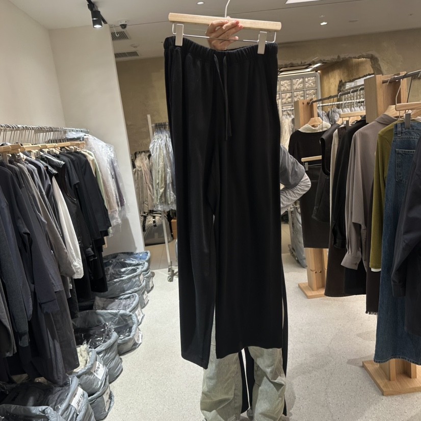 UTRE東大門實拍女士新品推薦休閑真品熱賣人氣時尚休閑褲UTRE休閑褲圖色3黑色