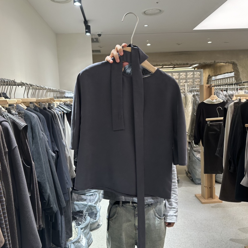 UTRE東大門代購女裝新品時尚真品人氣襯衫蕾絲衫含腰帶蓬松UTRE襯衫/蕾絲衫圖色2