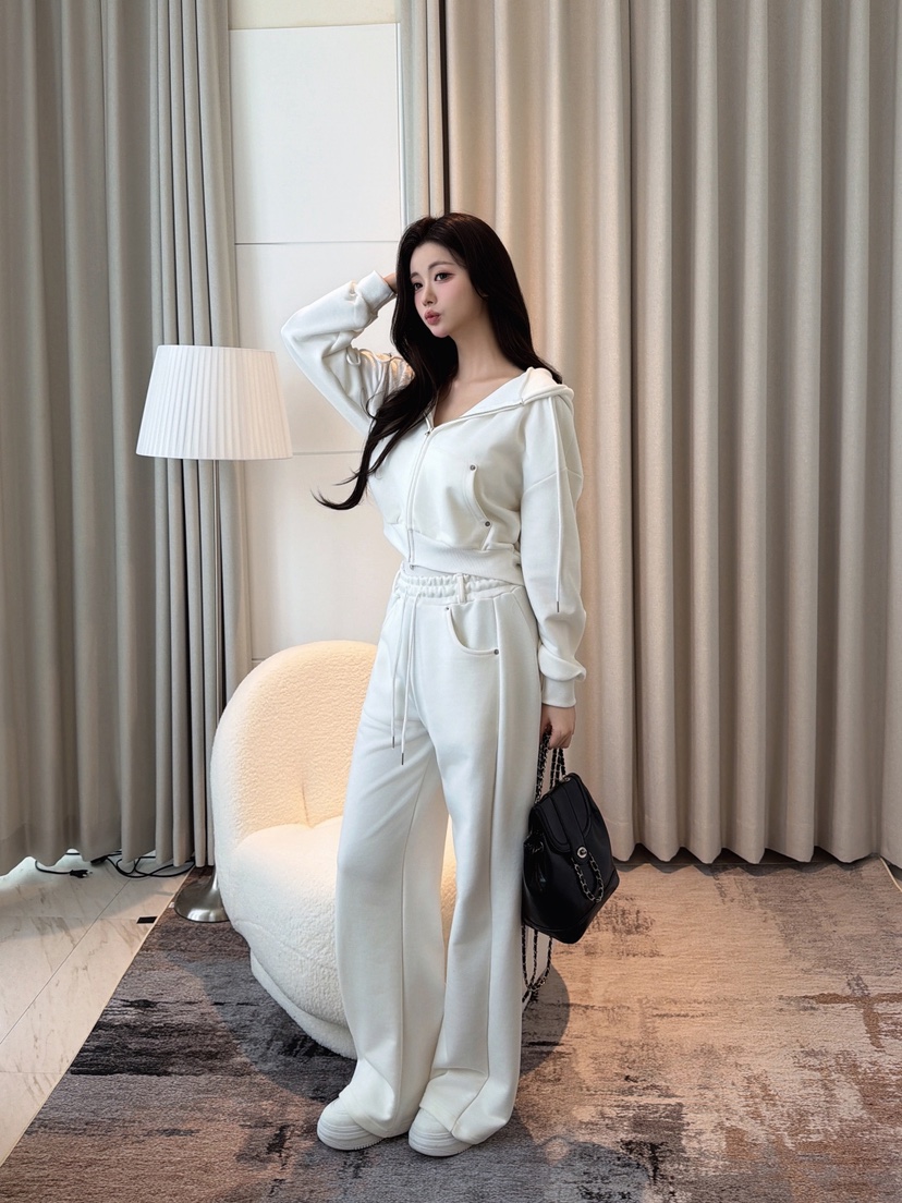 CLOTH東大門實拍女士新品熱賣推薦時尚真品休閑人氣套裝CLOTH套裝